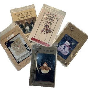 Vintage (1990s) 5 Primitive Snowmen Patterns: Wall Hangings/Ornament/ Figures - Picture 1 of 7