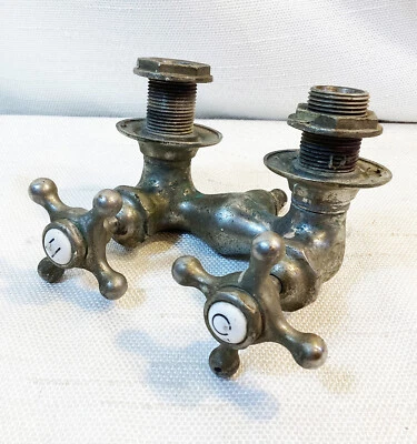 Grifo frío caliente antiguo de calidad níquel salvamento garra pie bañera Foto 1 de 4