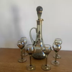 Set bicchieri decanter vetro arte vintage made in Hungary dipinti a mano bordo oro - Foto 1 di 10