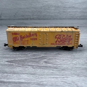 N Scale Trix Reefer Car Blatz Milwaukee WI URTX 27107 Weathered Custom Painted - Picture 1 of 10