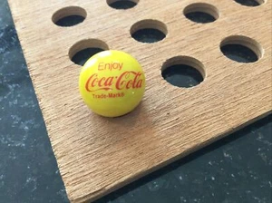 Vintage | Coca Cola | Red & Yellow | Marble | 1980s - Picture 1 of 4