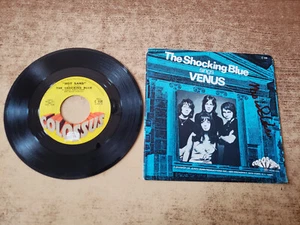 Mariska Veres AUTOGRAPHED 1960s EXCELLENT The Shocking Blue Venus/HOT SANDS 45 - Imagen 1 de 3