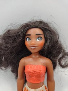 Disney Moana doll - Picture 1 of 7