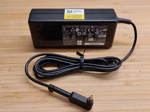 Delta ADP-65DE B Adapter Charger Power Supply 65W (19v 3.42a) Original Part - Picture 1 of 4