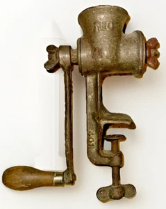 Griswold No. 0 Cast Iron Meat Grinder Griswold Mfg. Co., Erie, Pennsylvania - Picture 1 of 7