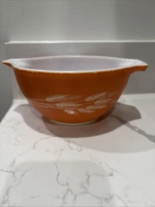 Vintage Pyrex 441 Autumn Harvest Bowl, Orange 1.5 Pint, 750 ML - Picture 1 of 13