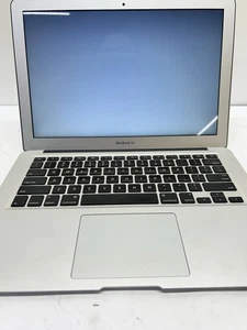 Apple MacBook Air 13" A1369 1,7GHz Intel i5-2557M 4GB RAM 128GB SSD OHNE OS von 2011 - Bild 1 von 12
