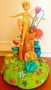 FIGURINA DISNEY TINKER BELL TRA LE LUCCIOLE GLOBI DI NEVE GIOCA PUOI VOLARE NUOVA - Foto 1 di 17