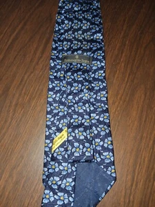 Ermenegildo Zegna 100% Silk Tie Blue w/blue flowers Made In Italy 3.75"x58 - Picture 1 of 3