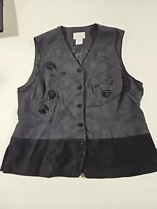 SUSAN BRISTOL Womens Size 14P Black Button Up Vest Embroidered Velvet - Picture 1 of 8