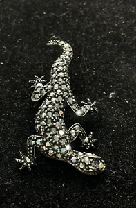 BY18 Kirks Folly Silver Tone And Marcasite Lizard Brooch Pin - Picture 1 of 9