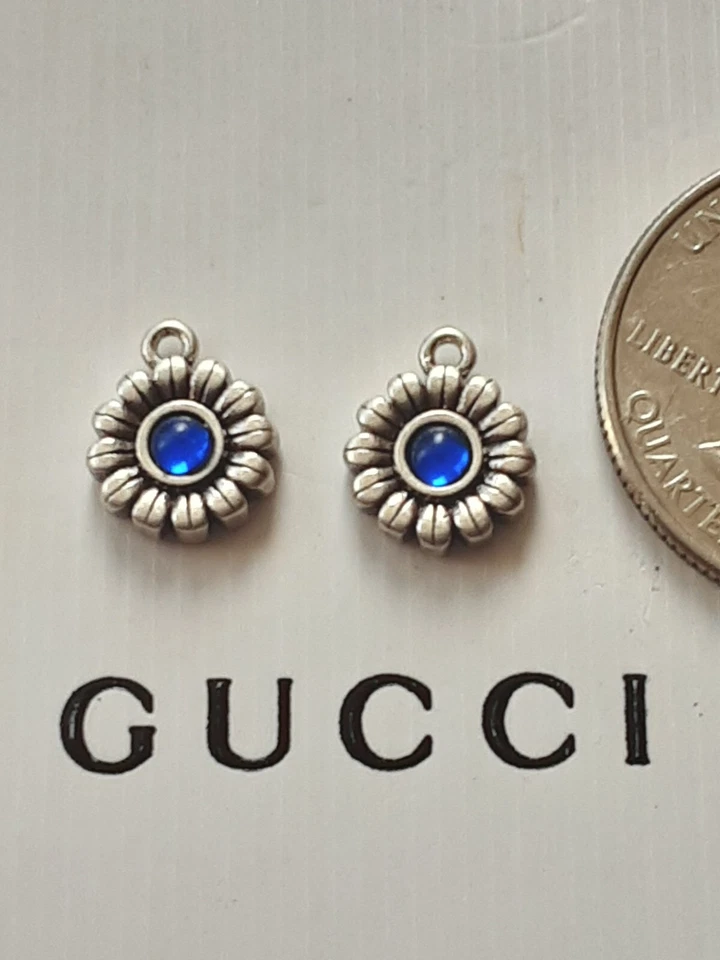 100% Gucci 2 pieces silver vintage zipper pull   metal   flowers & stamped - Image 1 of 4