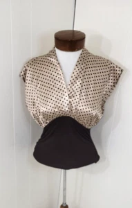 Charlotte Russe Medium Brown Tan It's A Jungle Mixed Material V-Neck Top NEW - Picture 1 of 9