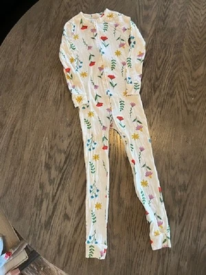 OLD NAVY 1 PEÇA MULTI E BRANCO ESTAMPA FLORAL PJ ZÍPER FRONTAL LS TAMANHO 6T LEVEMENTE USADO - Imagem 1 de 4