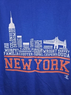 New York Mets 2015 Roster Cityscape Medium Mens Blue Graphic Logo Tshirt MLB - Image 1 of 4