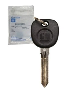 New GM Car Key Blank Fits Chevrolet Impala HHR Silverado Tahoe Cadillac Escalade - Picture 1 of 4