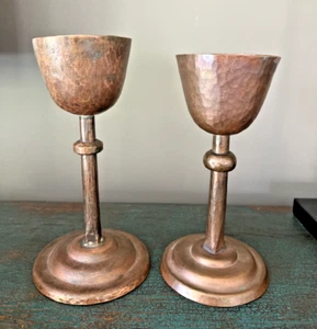 ATQ. PAIR of WEDDING HAND HAMMERED SOLID COPPER GOBLETS CHALICES Made in GERMANY - Picture 1 of 20