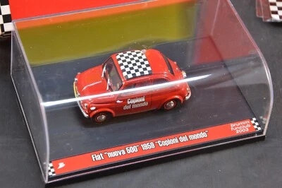 FIAT NUOVA 500 FUN CLUB 2003 COPIONI DEL MONDO BRUMM 1/43 CONFANETTO PIN + CARD - Immagine 1 di 4