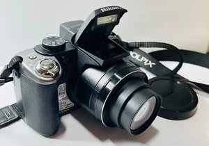 Nikon Coolpix P80 10.1MP 18x Wide Angle Zoom Digital Camera. - Picture 1 of 3