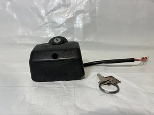 02-06 OEM Yamaha Banshee interruptor de llave y cubierta de interruptor de manillar 5FK-82510-01-00 - Imagen 1 de 4