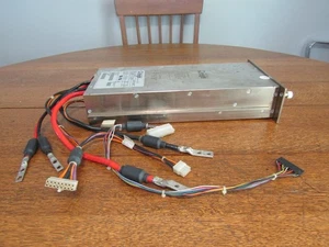 Équipement numérique DEC -- Alimentation OMEGA MF2-1C-4BDD 840W - Photo 1/5
