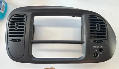 Ford F150 Expedition 1998-2003 tablero radio embellecedor bisel con ventilaciones gris Foto 1 de 3