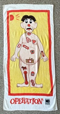 RARO TOALLA DE BAÑO VINTAGE AÑOS 90 MILTON BRADLEY OPERACIÓN JUEGO 100% ALGODÓN 47 X 24 Foto 1 de 4
