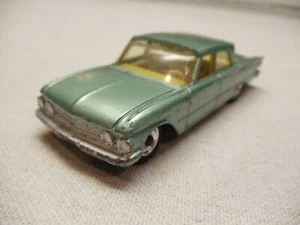 Vintage Dinky Toys #148 Ford Fairlane Metallic Green Version Made in England - Picture 1 of 8