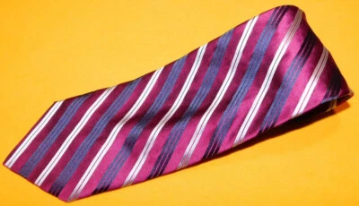 BARNEYS NEW YORK MADE IN ITALY RED/BLUE/WHITE STRIPED TIE - TIES - DESIGNER TIES - Imagem 1 de 3