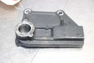 02-05 KAWASAKI NINJA ZX12R Rear Brake Caliper Mount Bracket Foto 1 de 4