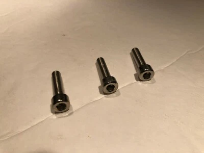 NEW OMC Turbojet Pump Cone Cover Bolts Set of 3 #340335 - Image 1 of 3
