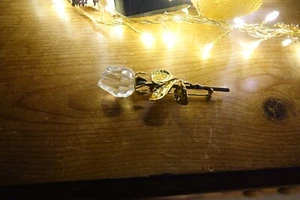 Swarovski Rose Brooch Gold Tone - Picture 1 of 4