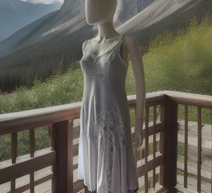 Oscar De La Renta White Sheer Over Dress With Lace Inserts US Small - Picture 1 of 6