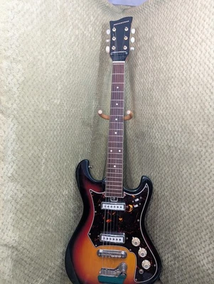 Винтажная серебристая модель Simpson-Sears 26931 - Изображение 1 из 4