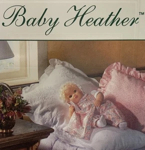Mattel 1994 Laura Ashley Sammlerstück Baby Heather 12" Vinyl & Stoffkörper Puppe.  - Bild 1 von 24