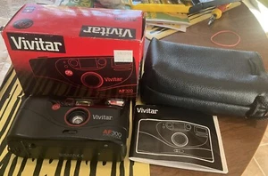 VIVITAR AF300 35mm Film Camera w/Digital Display Point & Shoot, Box Manual &Case - Picture 1 of 4