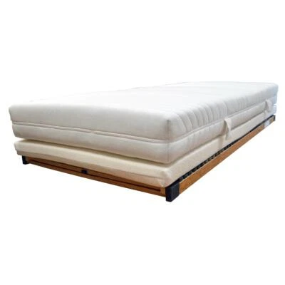 SW Bedding Matratzenunterlage Matratzenerhöhung aus Schaumstoff aus Unterfranken - Bild 1 von 3