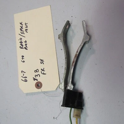 1965 1966 1967 pontiac gto lemans chevy chevelle радио динамик держатель и штекер - Изображение 1 из 3