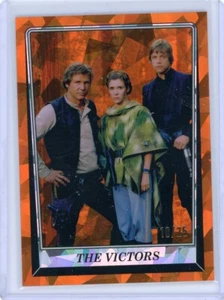 2023 Topps Zaffiro Cromato Star Wars THE VICTORS /25 Han/Leia/Luke - Foto 1 di 2
