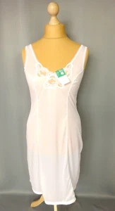 Kombination Hintergrund Kleid Spitze Satin Neu Größe M FR38 US6 UK10 - Picture 1 of 9