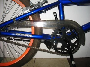 Fahrrad Kettenschutz aus geräuchertem Kunststoff ohne Beschläge #24 - Bild 1 von 13