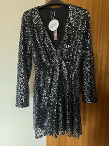 Boohoo Sequinned Black Evening Dress. Knee Length. Size 18. New With Tags. - Picture 1 of 6