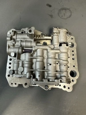 C4 TRANS VALVE BODY C5AP-7A092-A C5AP-7A101-A 1965-66 GREEN DOT 8 BOLT TO CASE  - Image 1 of 4