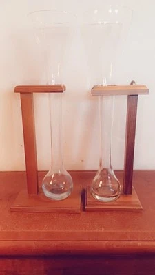  Два разных винтажных стеклянных бонга на половину ярда эля (B34) - Изображение 1 из 4