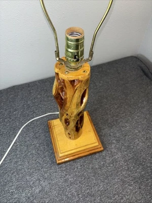 Diamond Willow Wood Lamp Table Lamp Large 24in Vintage Bedside Lamp - Image 1 of 4