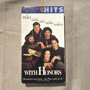 With Honors VHS 1994, 1998 Joe Pesci Brendan Fraser **Buy 2 Get 1 Free** - Imagen 1 de 3