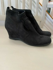 easy spirit dragon bootie