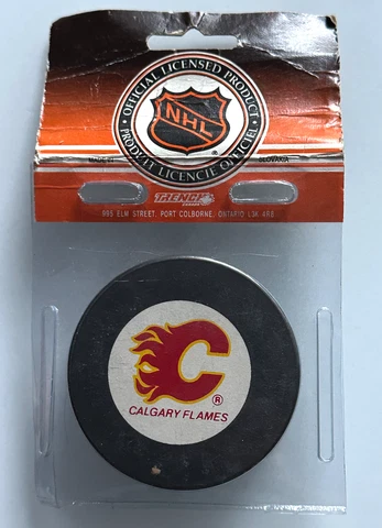 Vintage NHL Calgary Flames Official Puck Canada Hockey NOS Cover