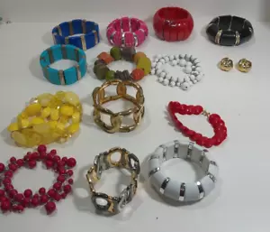 Lote de 13 pulseras y pares de pendientes gruesos elásticos materiales mixtos de colección hasta ahora B1 - Imagen 1 de 4