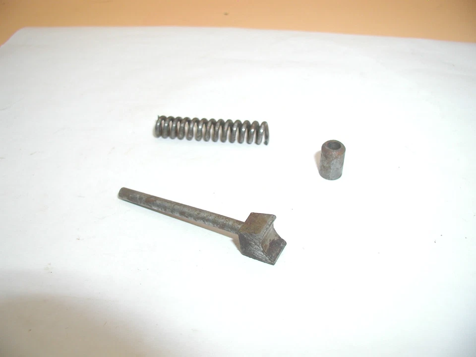 Eastern Arms 94A calibre 12 - muelle principal, émbolo y asiento Foto 1 de 2